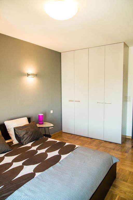 Modern Apartment In City Center Cracóvia Exterior foto